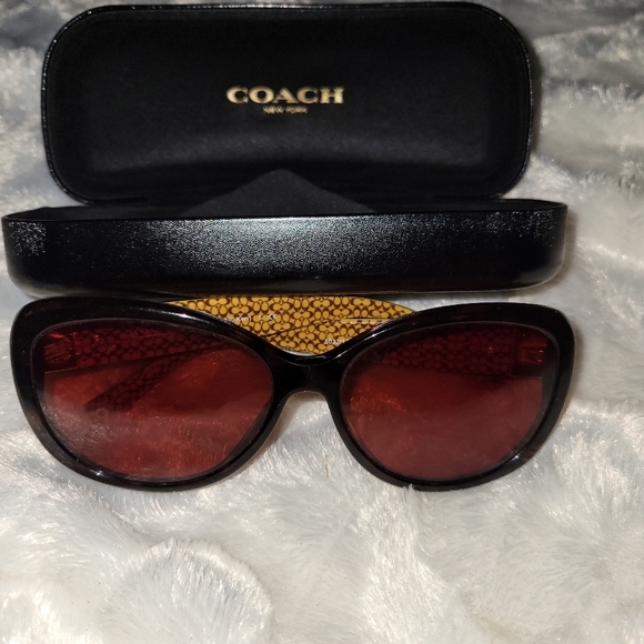 Coach sunglasses - Picture 3 of 4